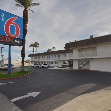 Motel 6-Indio, Ca - Palm Springs Buitenkant foto