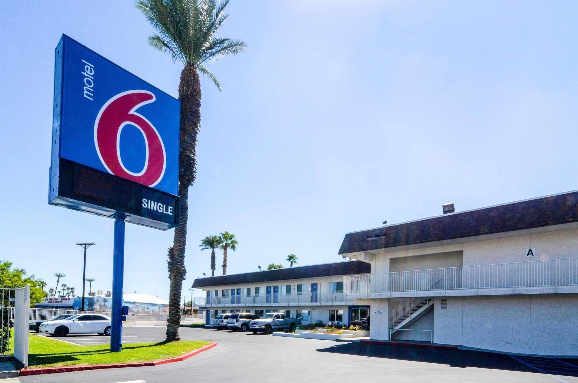 Motel 6-Indio, Ca - Palm Springs Buitenkant foto