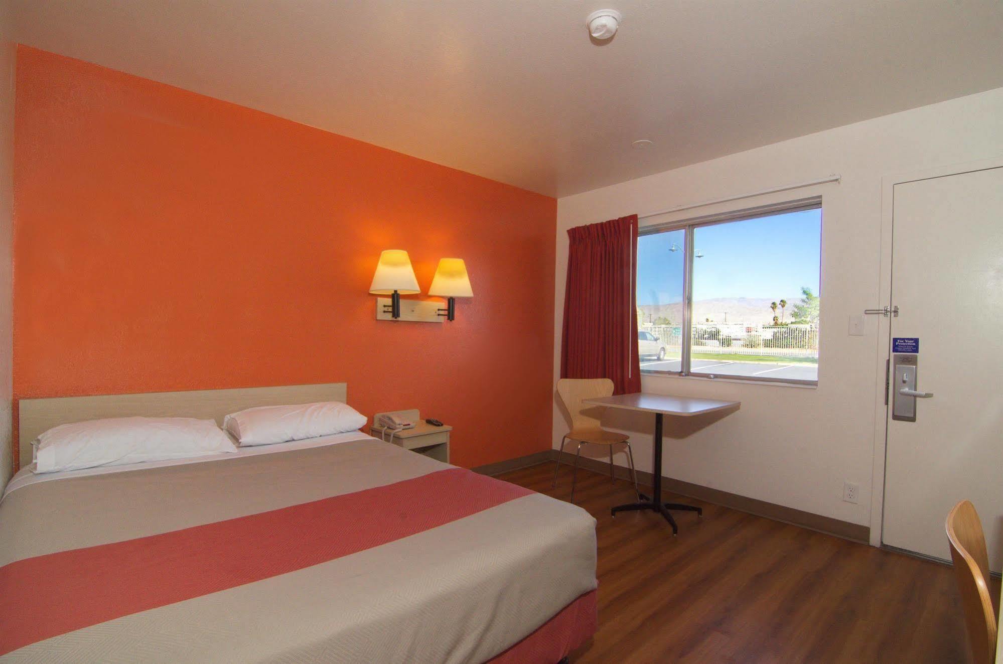 Motel 6-Indio, Ca - Palm Springs Buitenkant foto